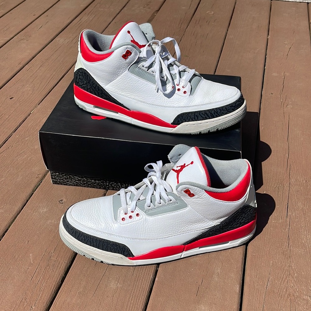 Air Jordan Retro 3 Fire Red